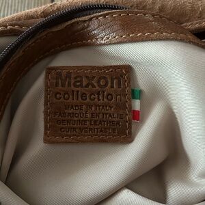 Moon Collection Brown Leather Bag with Textured Pattern made and bought in Italy